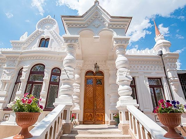 «Федор Шаляпин» дом семейного отдыха (Крым,Алушта)